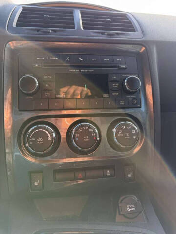 2014 Dodge Challenger SXT Plus