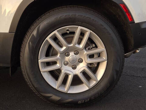 2025 Land Rover Defender 110 P400 S