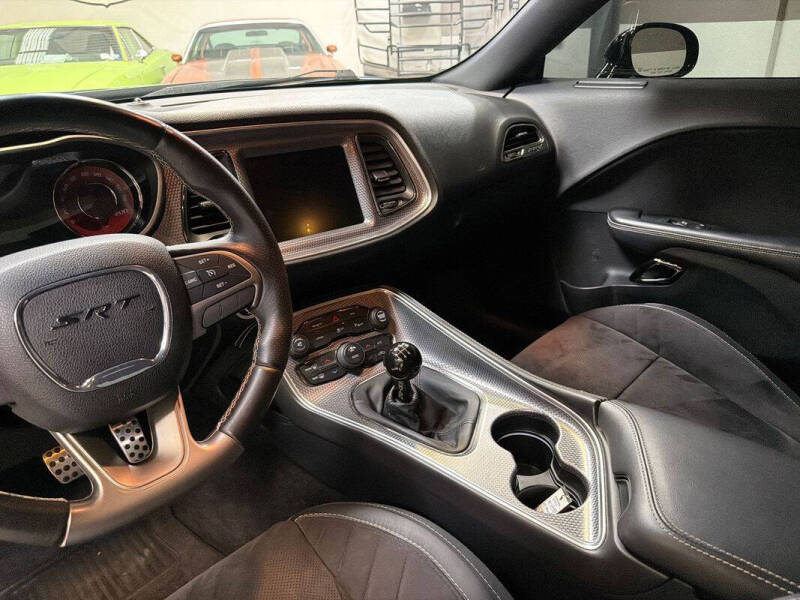 2016 Dodge Challenger SRT Hellcat