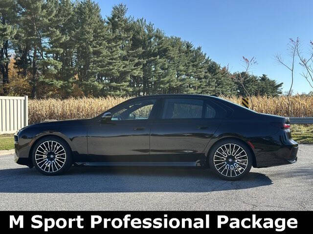 2025 BMW 7 Series 740i xDrive