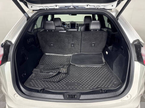 2022 Ford Edge ST