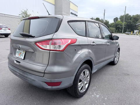 2014 Ford Escape S