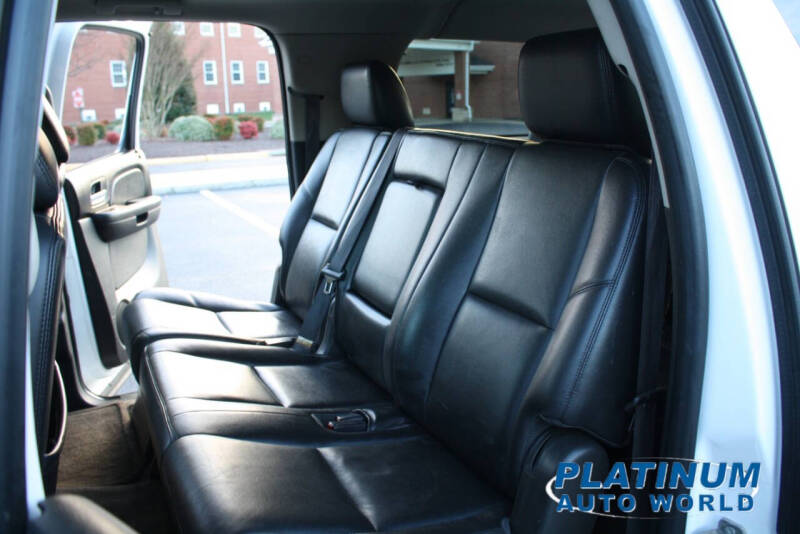 2013 Chevrolet Suburban LTZ