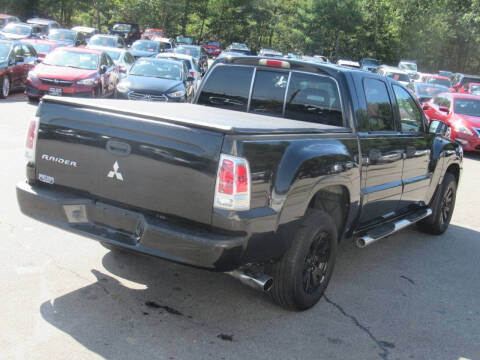 2007 Mitsubishi Raider LS
