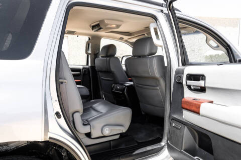 2017 Toyota Sequoia Platinum