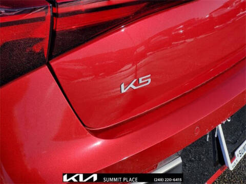 2025 Kia K5 LXS
