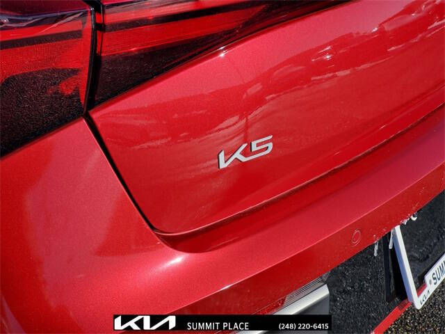 2025 Kia K5 LXS