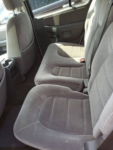 2005 Ford Explorer XLT