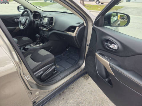 2017 Jeep Cherokee Sport Altitude