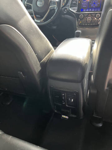 2019 Jeep Grand Cherokee Altitude