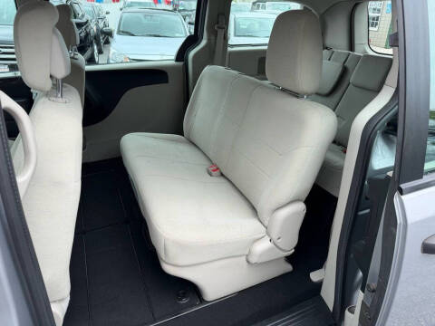 2013 Dodge Grand Caravan American Value Package