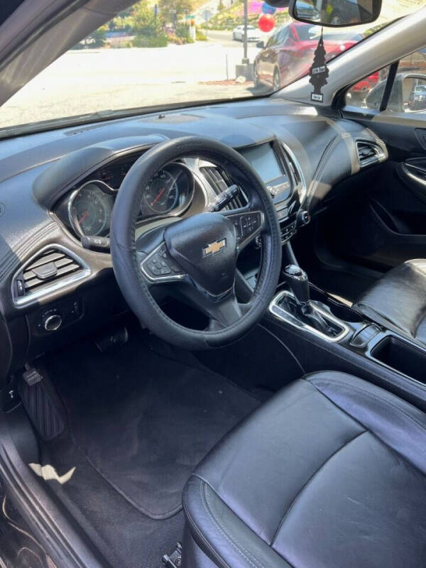 2018 Chevrolet Cruze Premier Auto