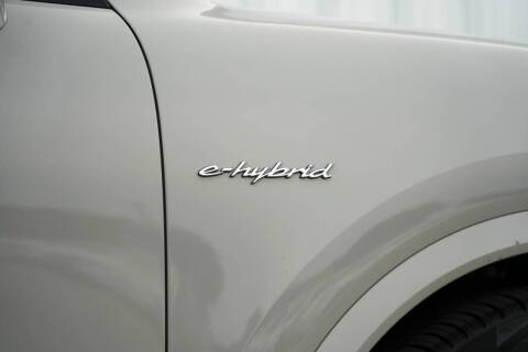 2024 Porsche Cayenne Turbo E-Hybrid Coupe