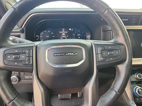 2023 GMC Yukon Denali Ultimate