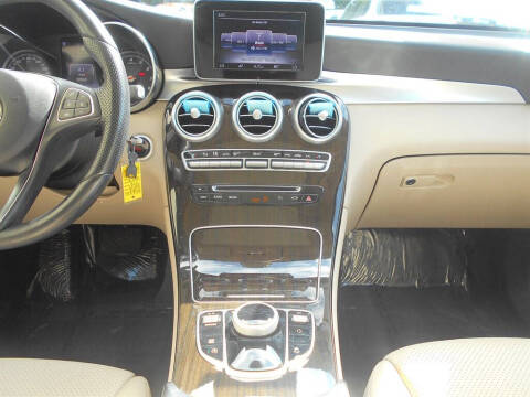 2017 Mercedes-Benz GLC GLC 300 4MATIC