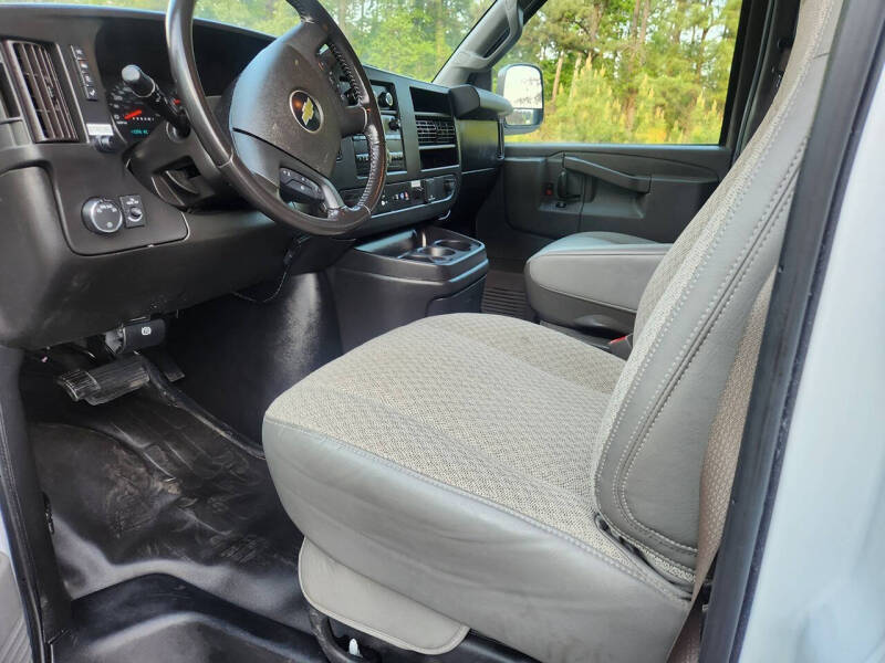 2021 Chevrolet Express 2500