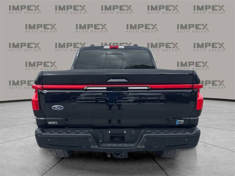 2023 Ford F-150 Lightning Lariat