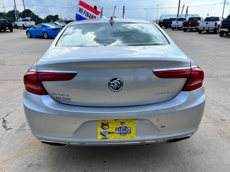 2017 Buick LaCrosse Essence
