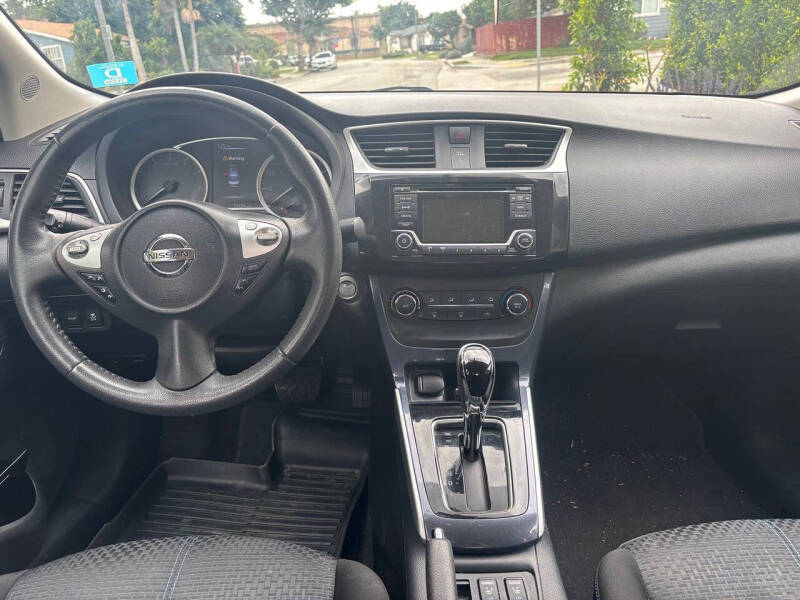 2016 Nissan Sentra SR