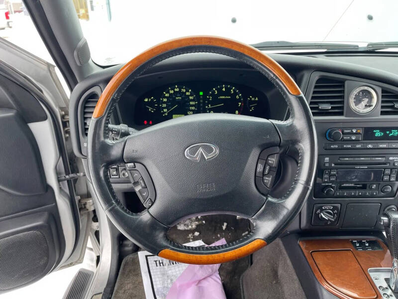 2002 Infiniti QX4