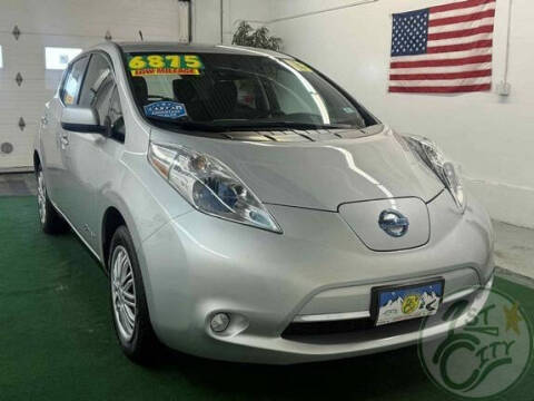 2013 Nissan LEAF S