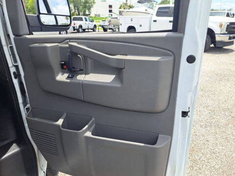2017 Chevrolet Express 2500