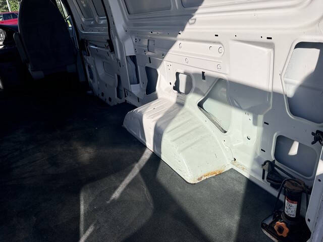 2002 Ford E-Series E-250