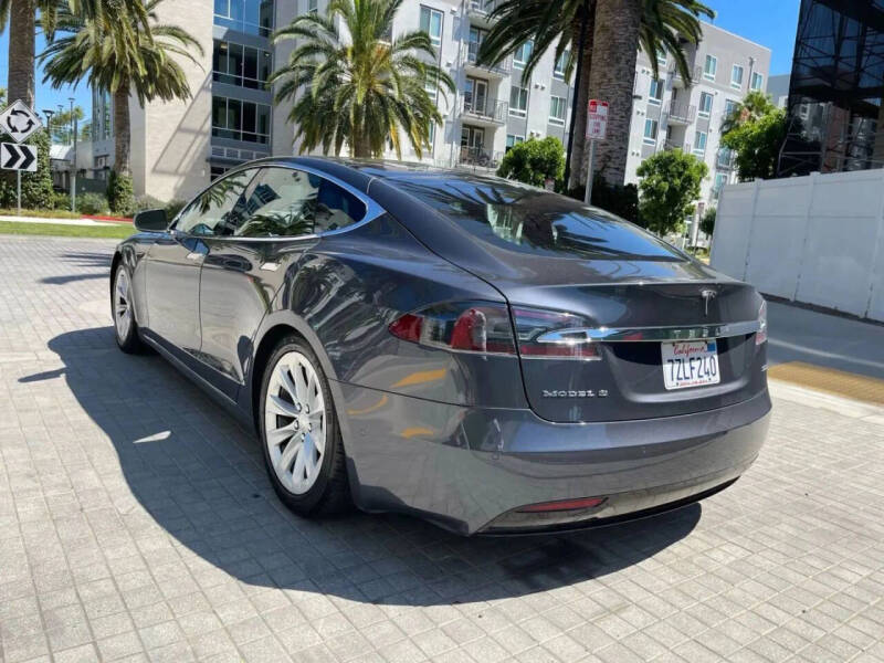 2020 Tesla Model S Long Range Plus
