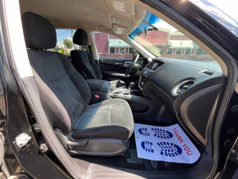 2013 Nissan Pathfinder SV