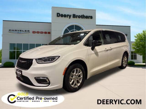 2024 Chrysler Pacifica Touring L