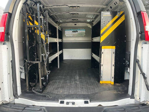 2025 Chevrolet Express 2500