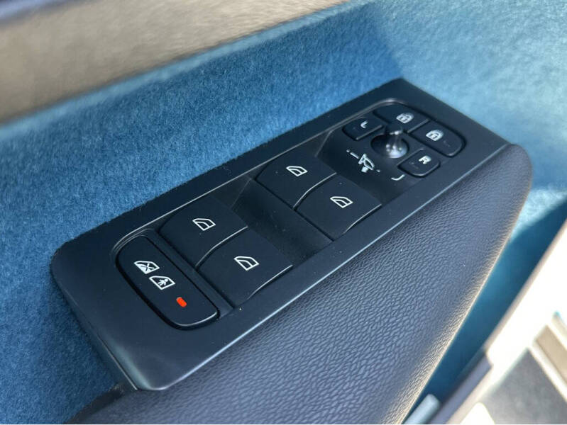 2023 Volvo XC40 Recharge Twin Plus