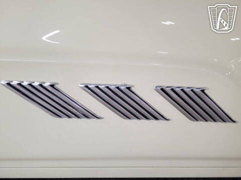 1963 Ford Thunderbird