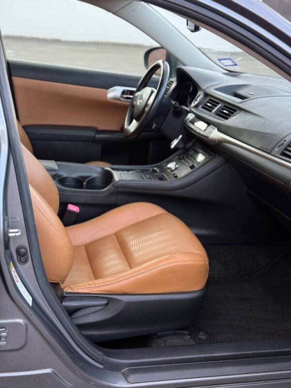 2012 Lexus CT 200h Premium