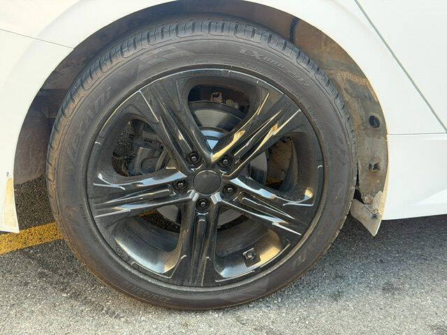 2023 Kia K5