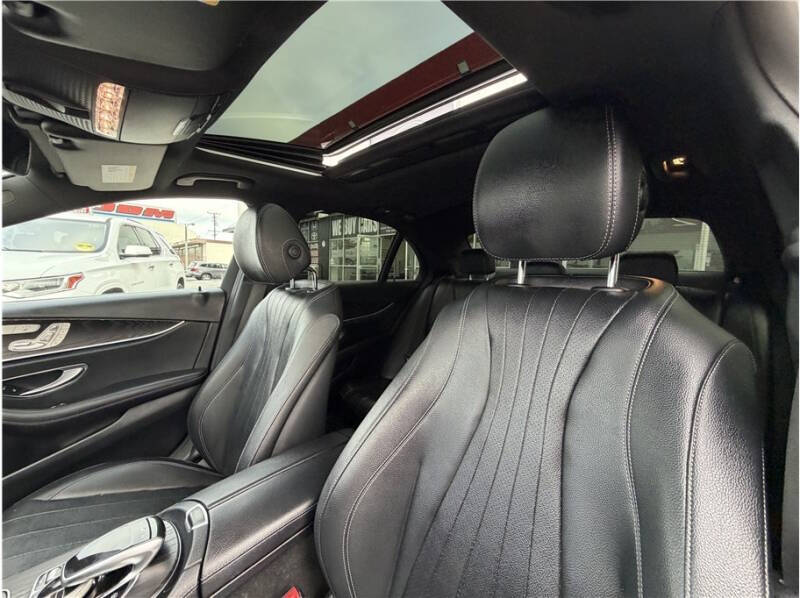 2019 Mercedes-Benz E-Class E 300