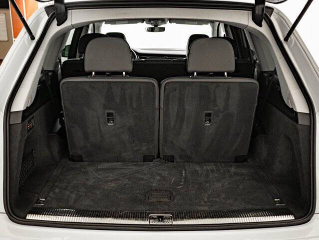 2022 Audi Q7 quattro Premium Plus 55 TFSI