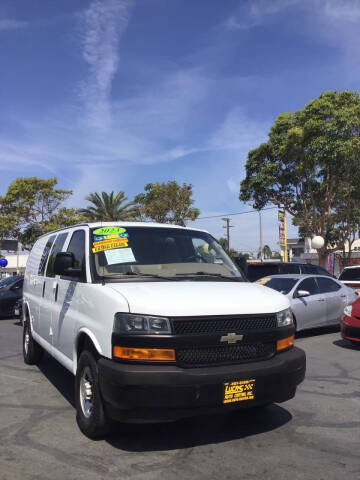 2023 Chevrolet Express 2500