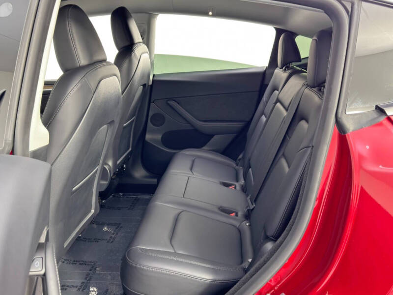 2024 Tesla Model Y Performance