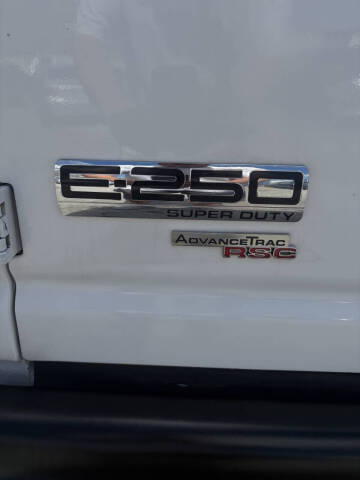 2013 Ford E-Series E-250