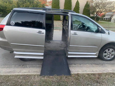 2005 Toyota Sienna