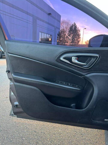 2015 Chrysler 200 C