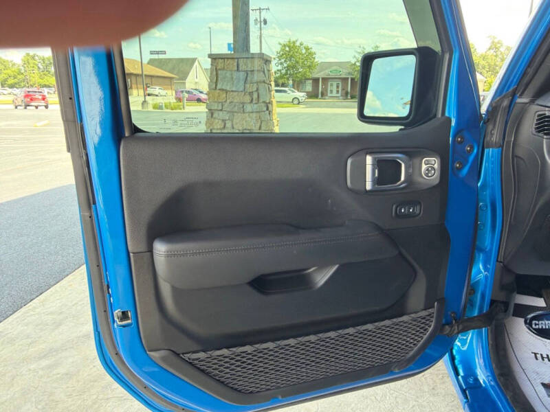 2023 Jeep Wrangler Sahara Altitude