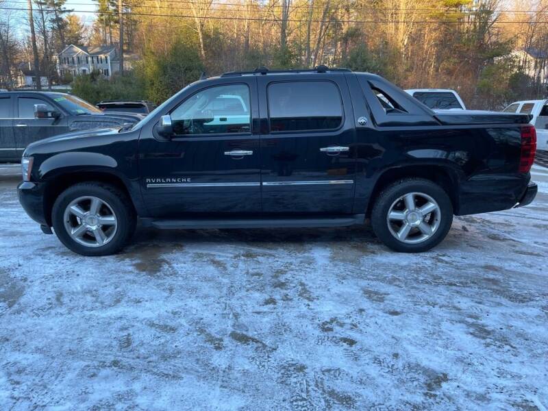 2013 Chevrolet Avalanche for sale at Upton Truck and Auto in Upton MA
