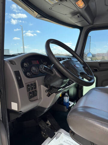 2019 Peterbilt 337