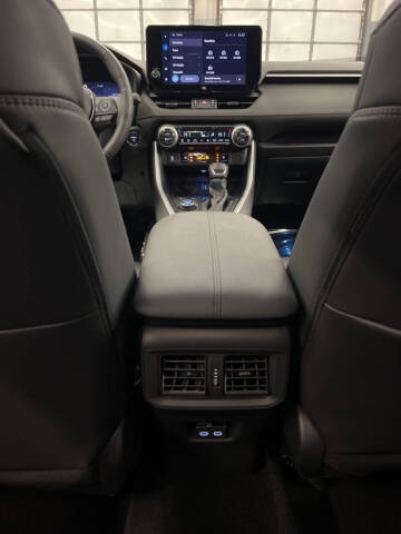 2023 Toyota RAV4 Hybrid Limited