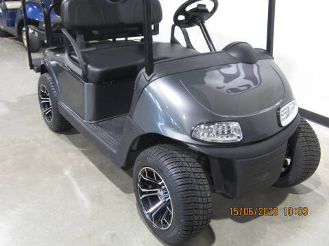 2020 E-Z-GO RXV 4