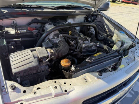 2002 Chevrolet Tracker