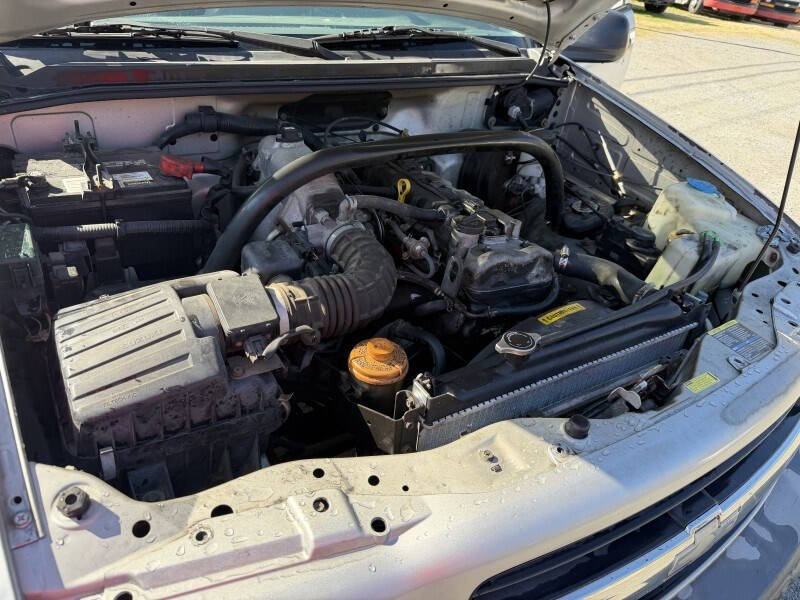 2002 Chevrolet Tracker