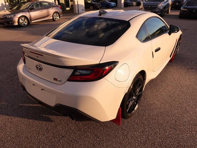 2025 Toyota GR86 Premium